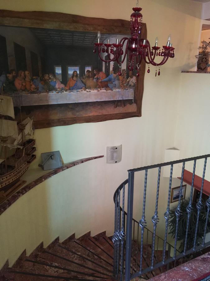 Hotel Ristorante Il Pirata San Vito di Leguzzano Exteriör bild